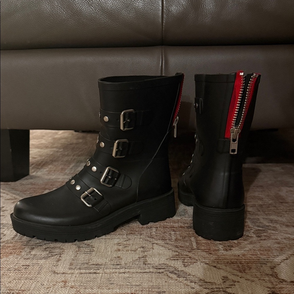 Steve Madden Black Boots with Red Zipper